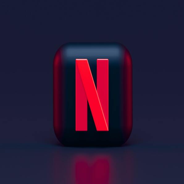 Netflix design Analysis- UI/UX Review